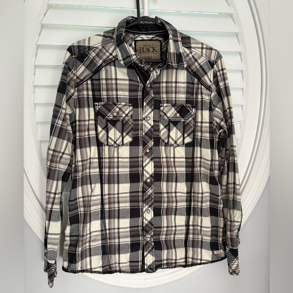 Buckle Black men’s small plaid pearl snap long sleeve button down